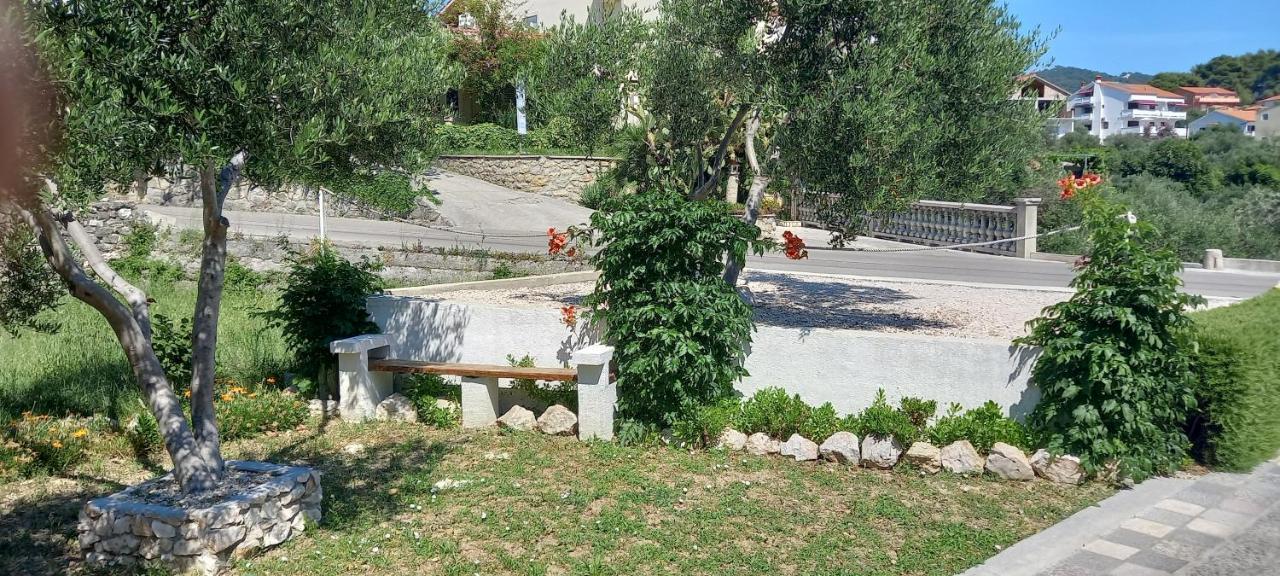 Bed and Breakfast Sobe Sotic Раб Екстер'єр фото