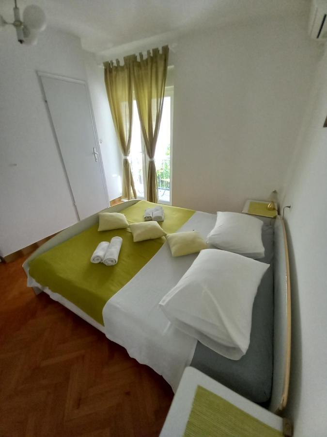Bed and Breakfast Sobe Sotic Раб Екстер'єр фото