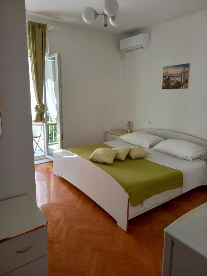 Bed and Breakfast Sobe Sotic Раб Екстер'єр фото